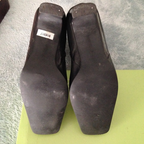 Boots - Picture 3 of 3