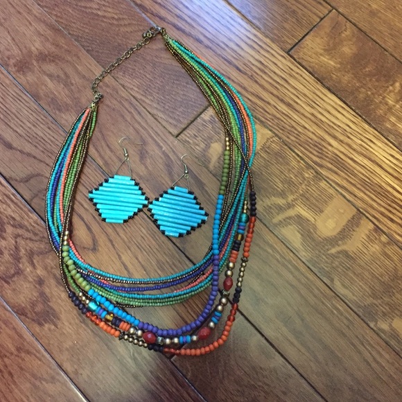 Colorful bead set