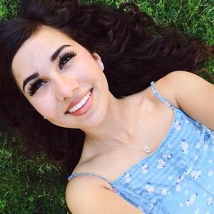 Meet your Posher, Alexandra