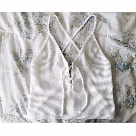 Front Lace Crop Top🌿