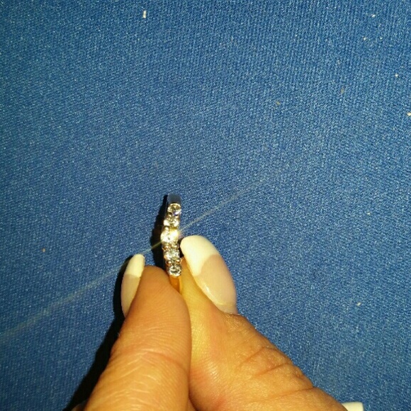 True romance curved anniversary/wedding band - Picture 2 of 2