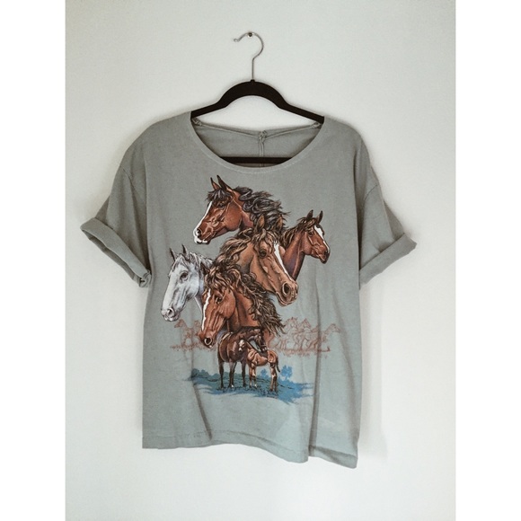 Oversized Horse Tee