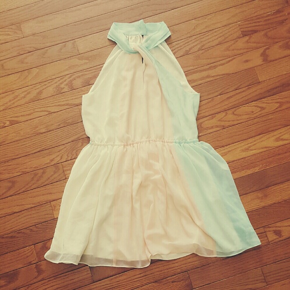 PUT THIS SUNDRESS ON YOUR BODY THIS SUMMER