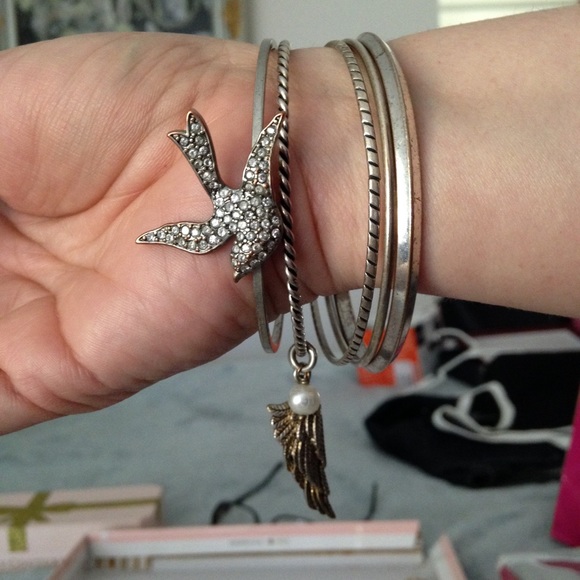 Set - Picture 2 of 2