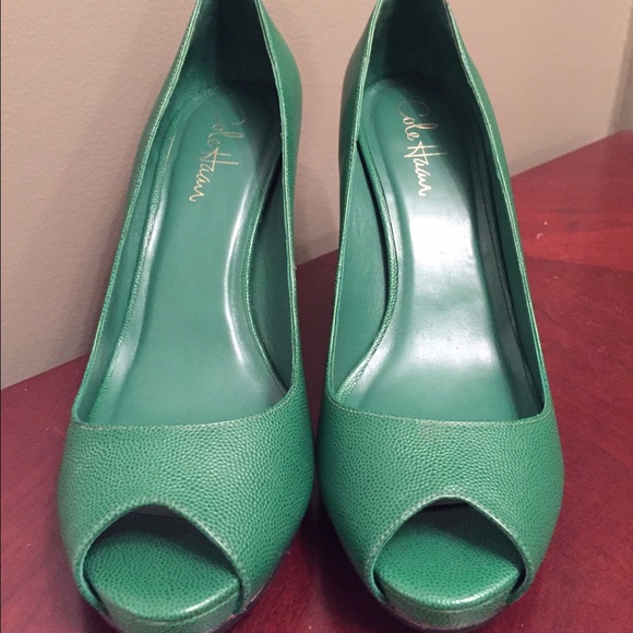 Green 3-inch platform shoes