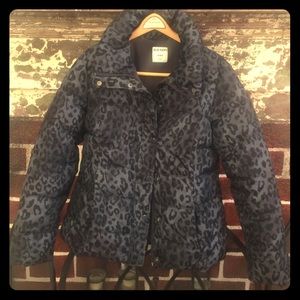 Puffer jacket black and Grey print women's SZ M