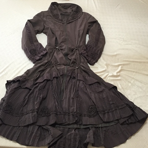 Pile of Face Paris light Victorian Trench Coat