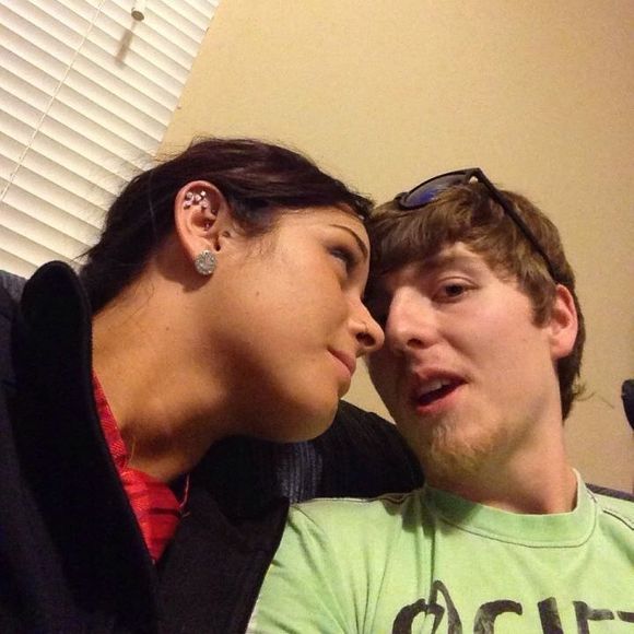 Meet your Posher, Josaline - Picture 1 of 1