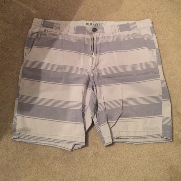 Grey shorts
