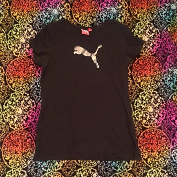 Puma t-shirt (large kids will fit women's small)