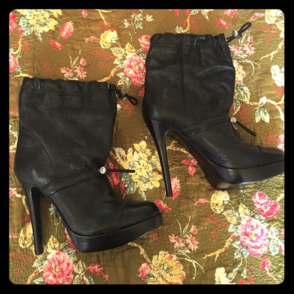TORY BURCH Black Drawstring Booties