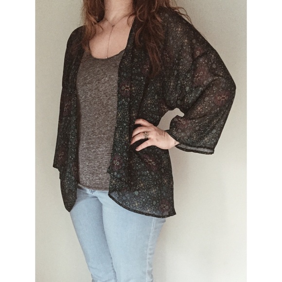 Quarter Sleeve Kimono