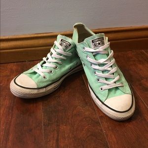 converse shoes
