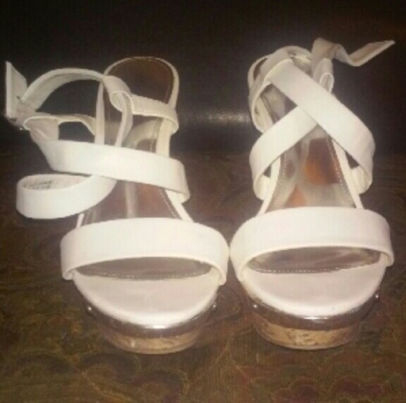 Jeniffer lopez wedges