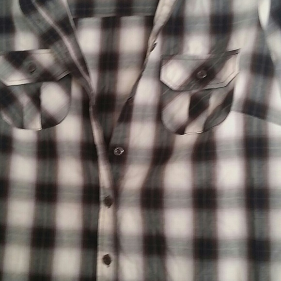 HOLD Oversized signature brown checkered button-up - Picture 3 of 4