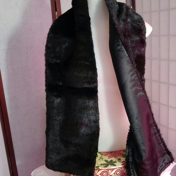 Scarf - Picture 3 of 4