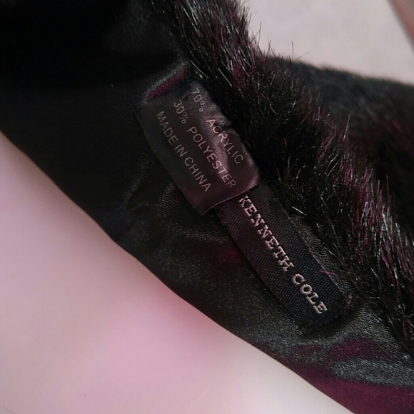 Scarf - Picture 4 of 4