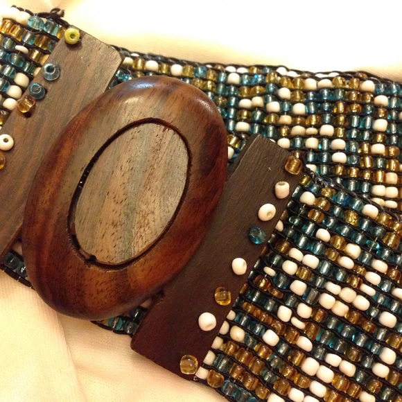 Beaded Wooden Belt - Picture 4 of 4