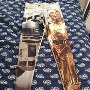 Black milk Star Wars R2D2 and C3P0 leggings!