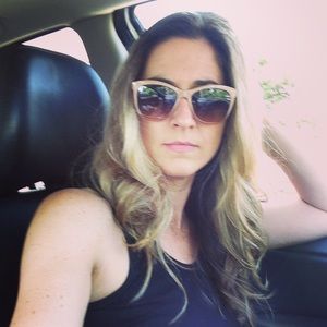 Meet your Posher, Leslie