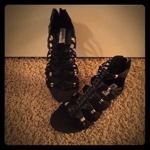Steve Madden gladiator sandals NEVER WORN
