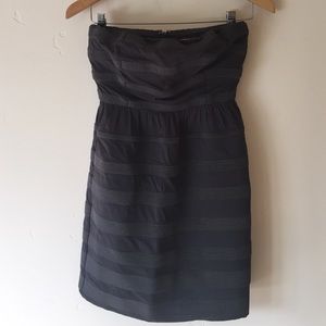 Grey strapless with pockets