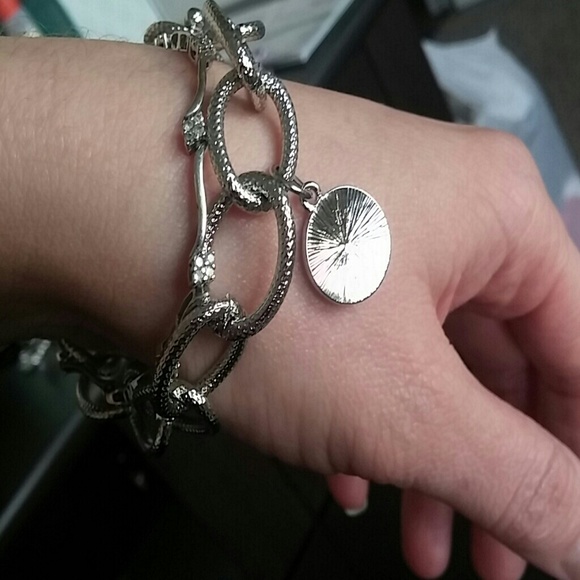 Beautiful Silver bracelet - Picture 3 of 4