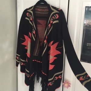 🚫 SOLD 🚫 Black Aztec fringe sweater