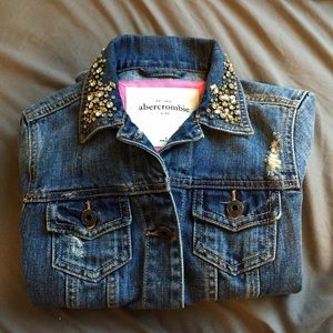 Little girls Abercrombie💎studded💎 jean jacket!