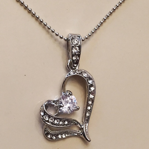 None Jewelry - Flasher Sale!   Swarovski Crystal Heart Necklace.