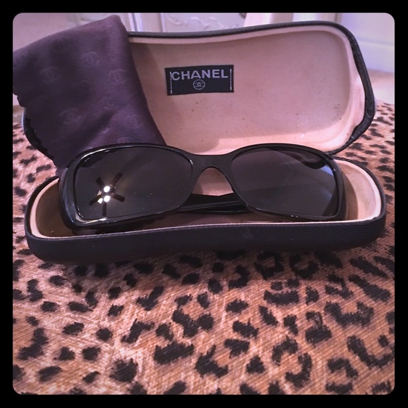 CHANEL Sunglasses