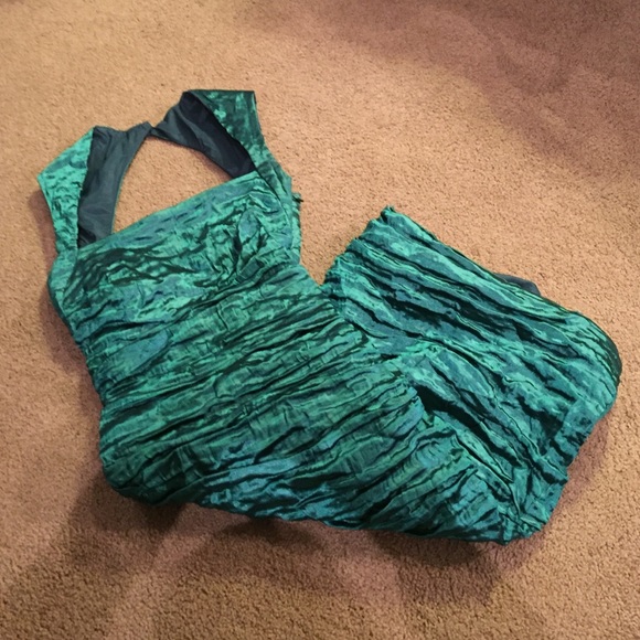 Nicole Miller cocktail dress size 4