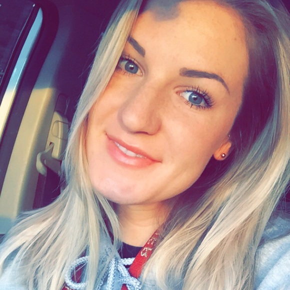 Meet your Posher, Kristina - Picture 1 of 1