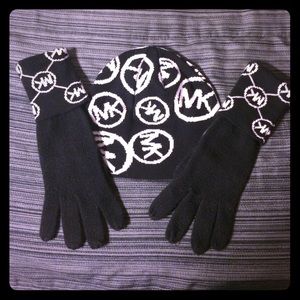Authentic Michael Kors Gloves and Hat!