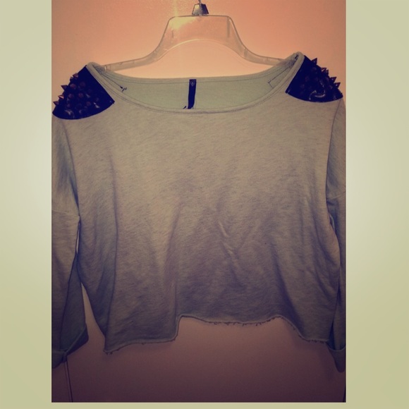 Mint long sleeve shirt w/ black gold spike pads