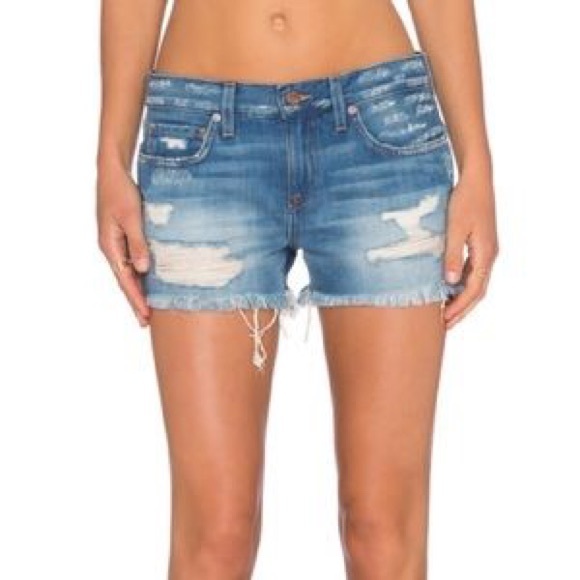 Sexy cut off shorts in Vicios color