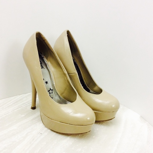 💥SALE💥❗️Very cute Nude Platform heels❗️