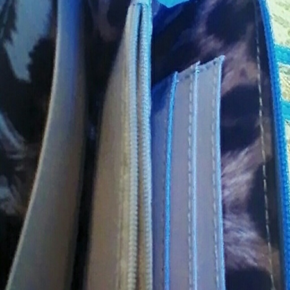 JESSICA SIMPSON WRISTLET GRAY GROMET DETAIL NEW - Picture 3 of 4