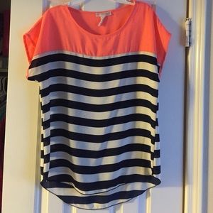 Super-cute blouse 😍