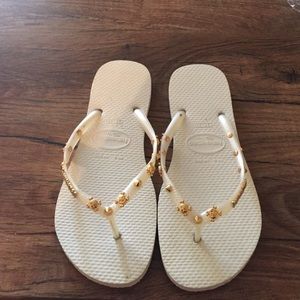 Havaianas- Skull Studs
