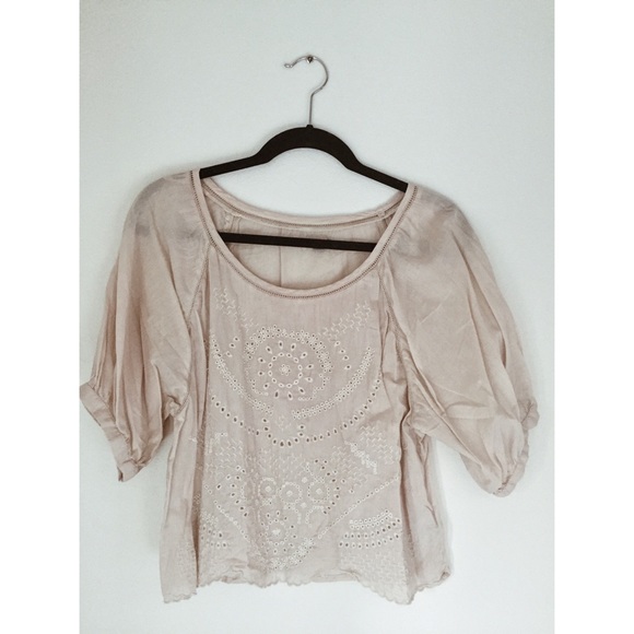 Ecote Embroidered Peasant Crop Top