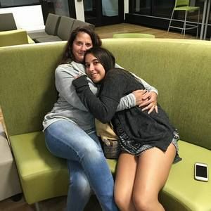 Meet your Posher, Kelli