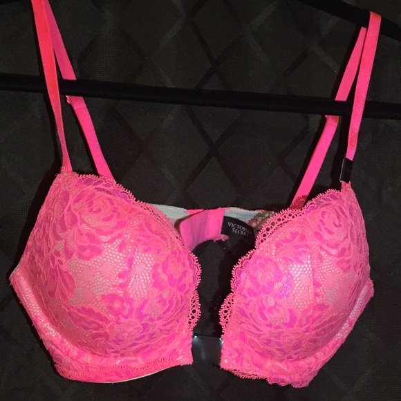Victoria's Secret Push Up Bra 36B