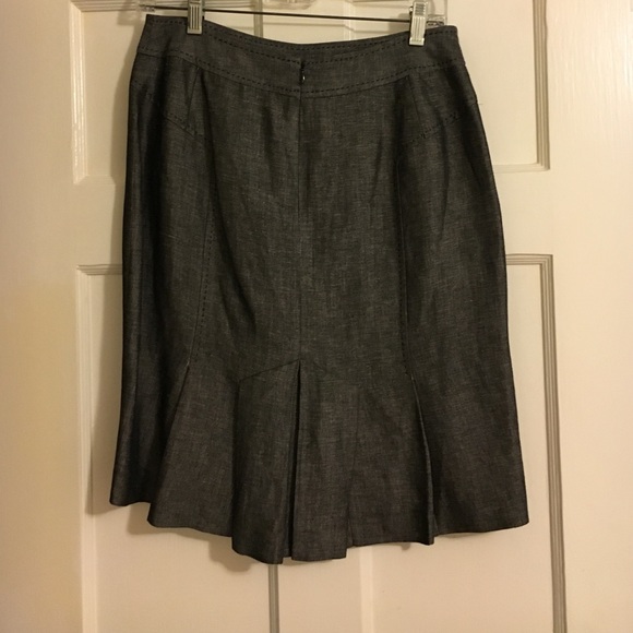 Grey with black stitching skirt - Picture 2 of 2