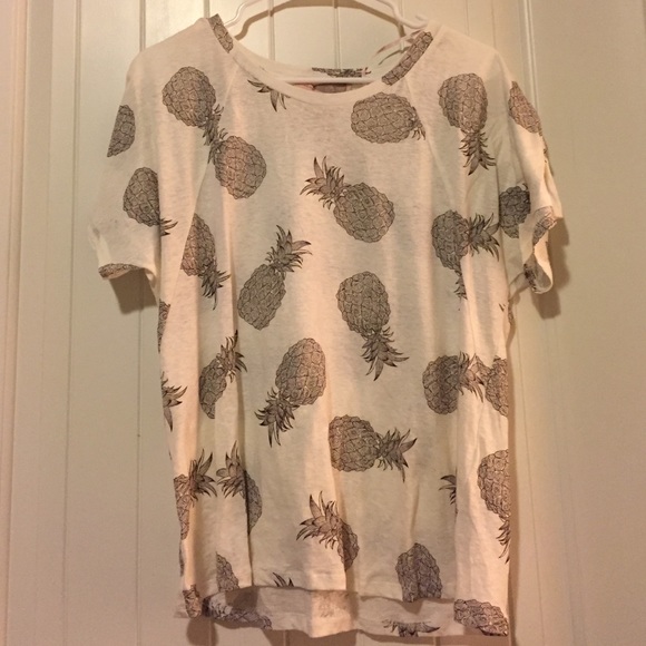 Pineapple t shirt