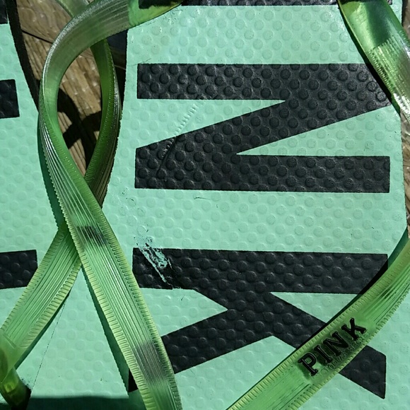 PINK Victoria's Secret Mint Flip Flops Size Large - Picture 3 of 4