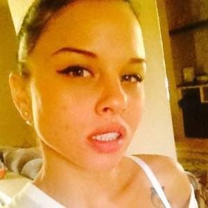 Meet your Posher, Desiree