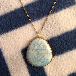 FLASH SALE! 💥 BR Faded Blue Pendant Necklace