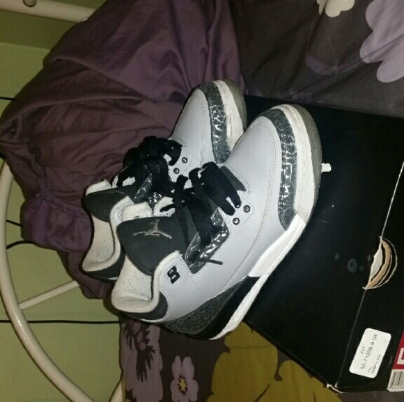 Wolf Grey 3s