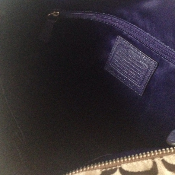 🚫SOLD🚫 Coach Park Signature Hobo #130 - Picture 3 of 4